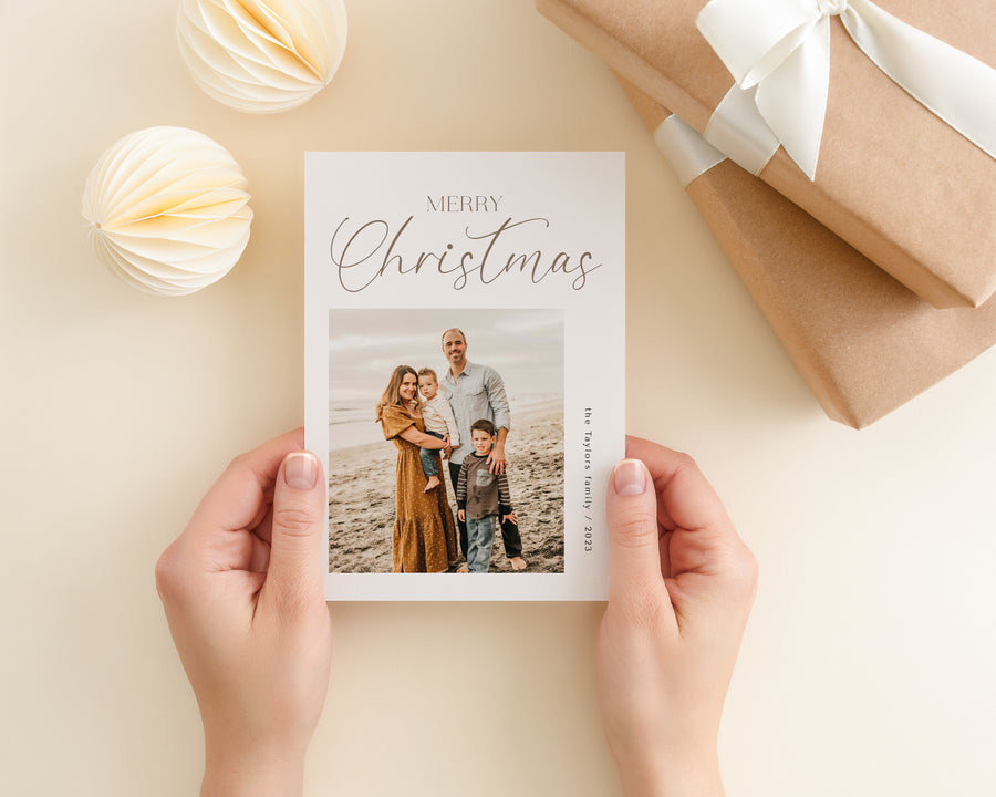 Family Merry Christmas Card Template, Printable Christmas Photo Card Canva Template, 5x7 Holiday Photo Card, Photoshop Holiday Card Template - CD496